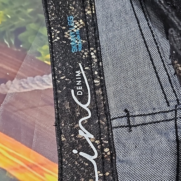 INC Denim Snakeskin Skinny Jeans Size 4P NWT - Picture 3 of 5